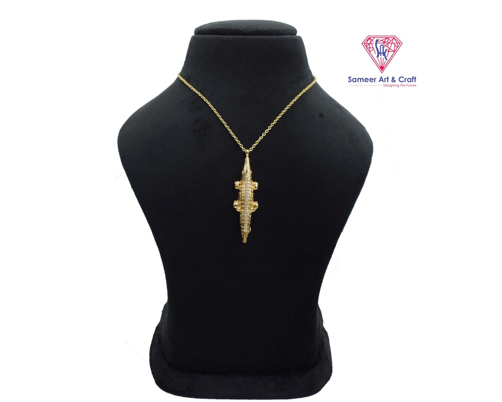 Brass With Gold Plated Cubic Zircon Pendant Crocodile Design