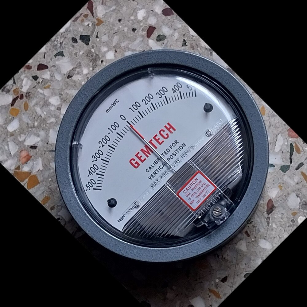 MADE IN INDIA BRAND OF GEMTECH* DIFFERENTIAL PRESSURE GAUGE