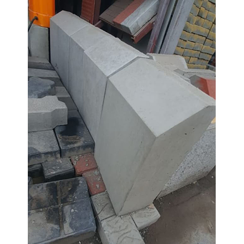 300X450X150 MM Kerb Stones