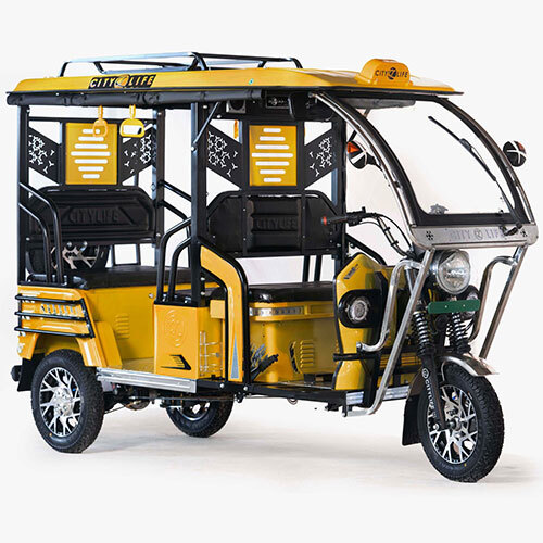 XV -850 Passenger E-Rickshaw In Lead Acid Batteries