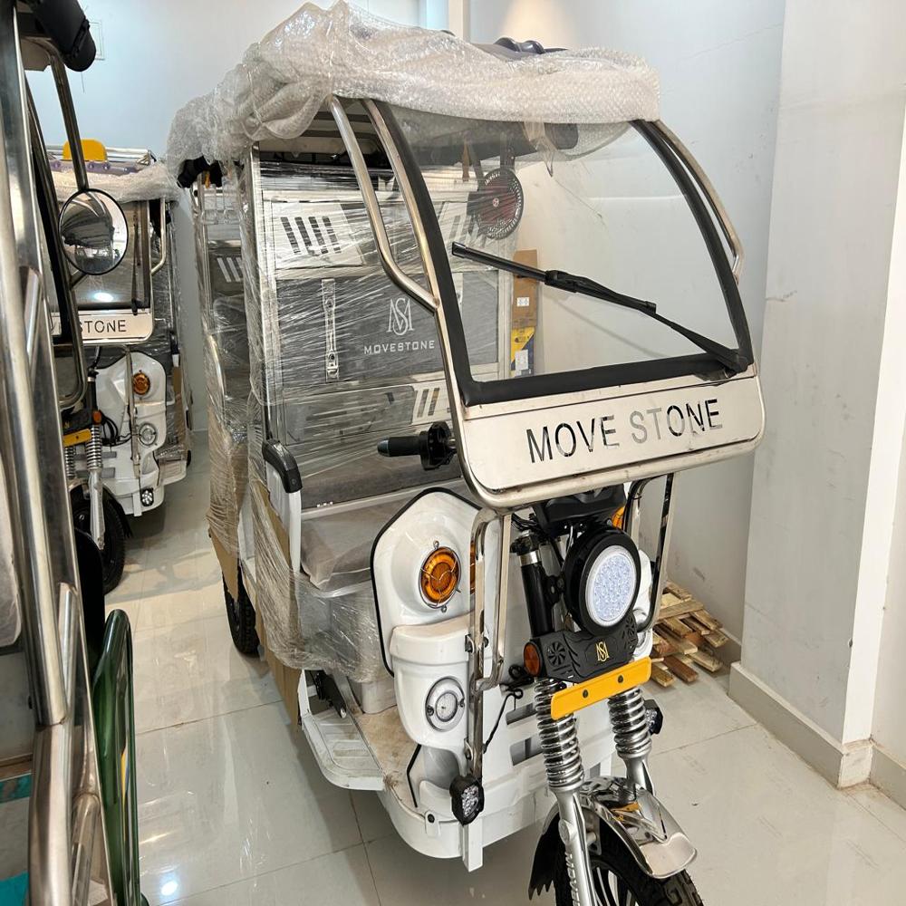 E Passenger Rickshaw - Color: Blue