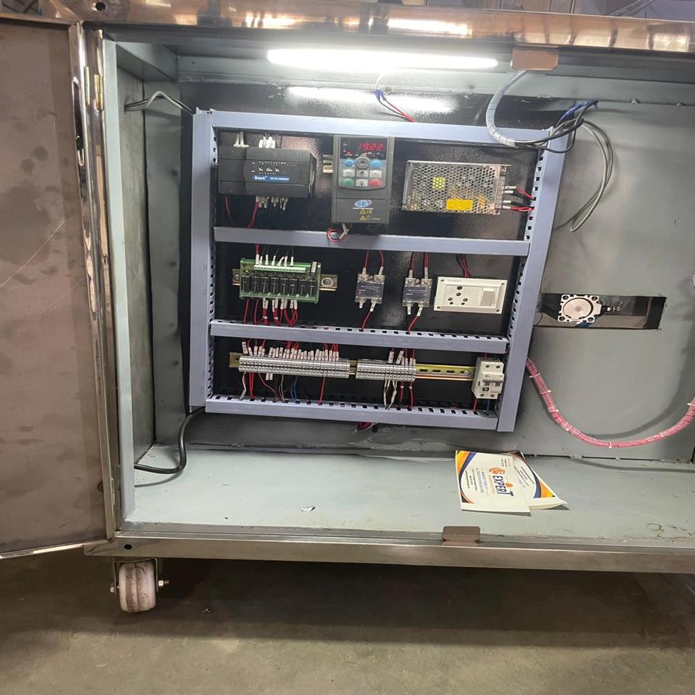 liquid pouch packing machine