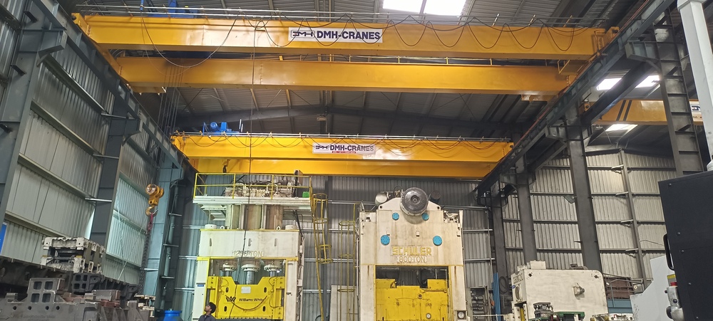 Double Girder Eot Crane - Color: Yellow