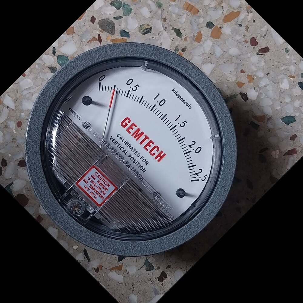 THE ENGINEERS CHOICE GEMTECH DIFFERENTIAL PRESSURE GAUGE