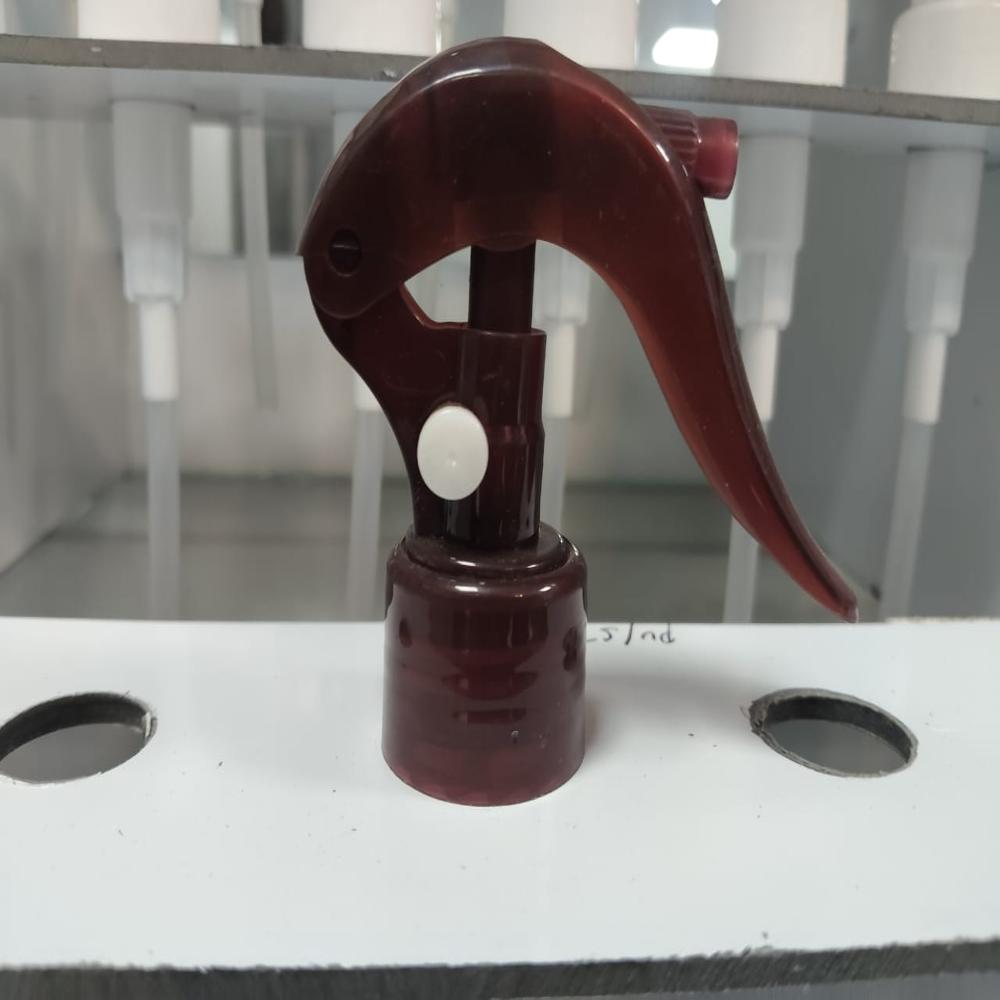 Locking Mini Trigger Pump - Color: Green