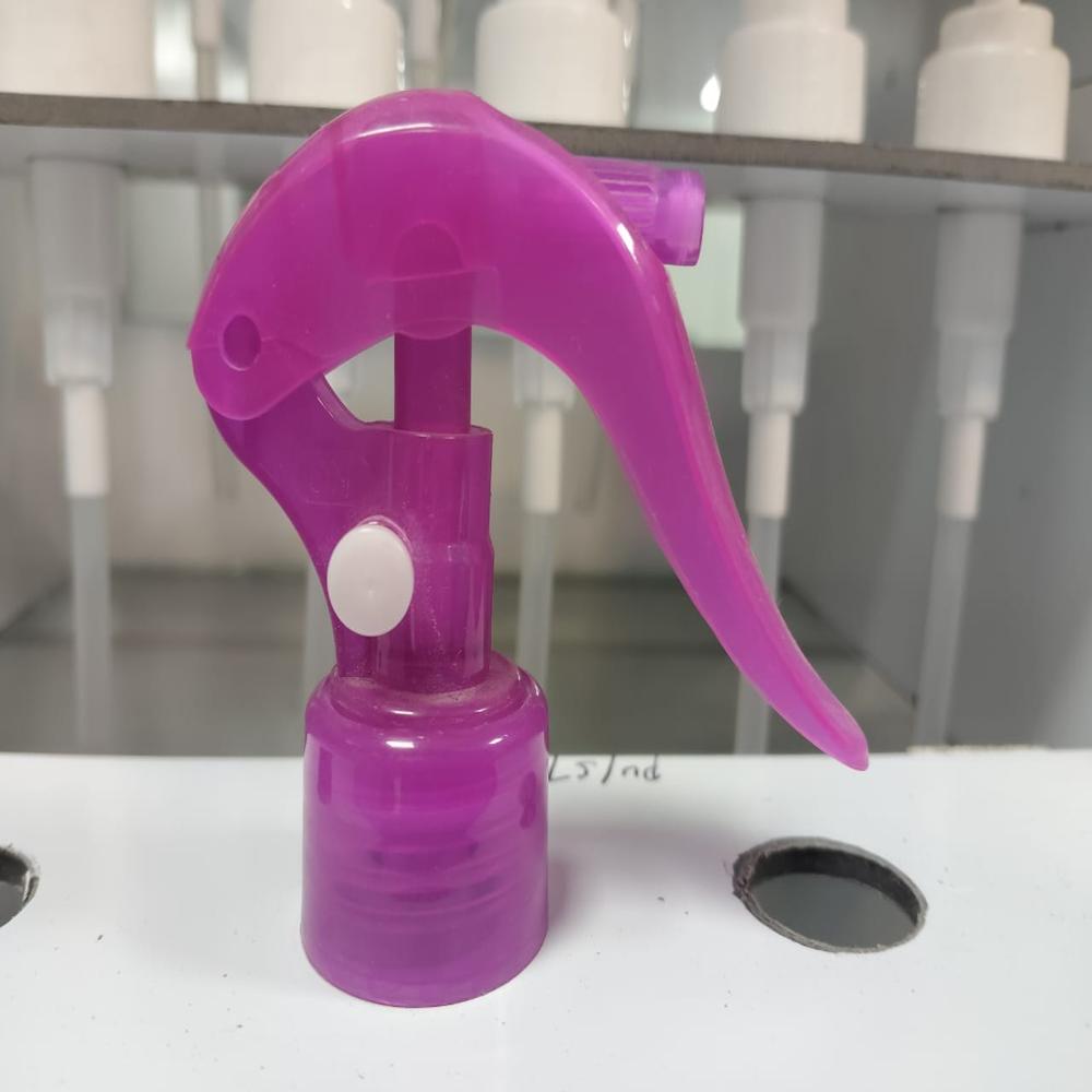 Locking Mini Trigger Pump - Color: Green