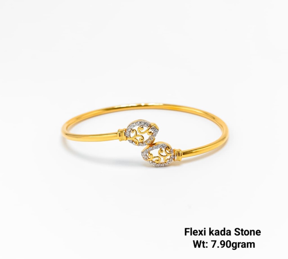 22KT New Design Gold Flexi Kada Stone