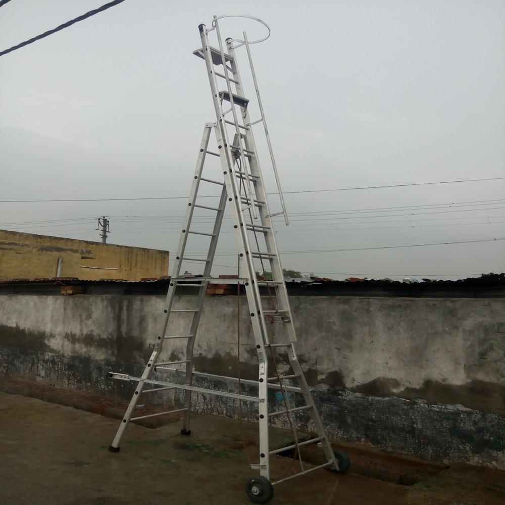 Aluminum Self Supporting Folding Ladder