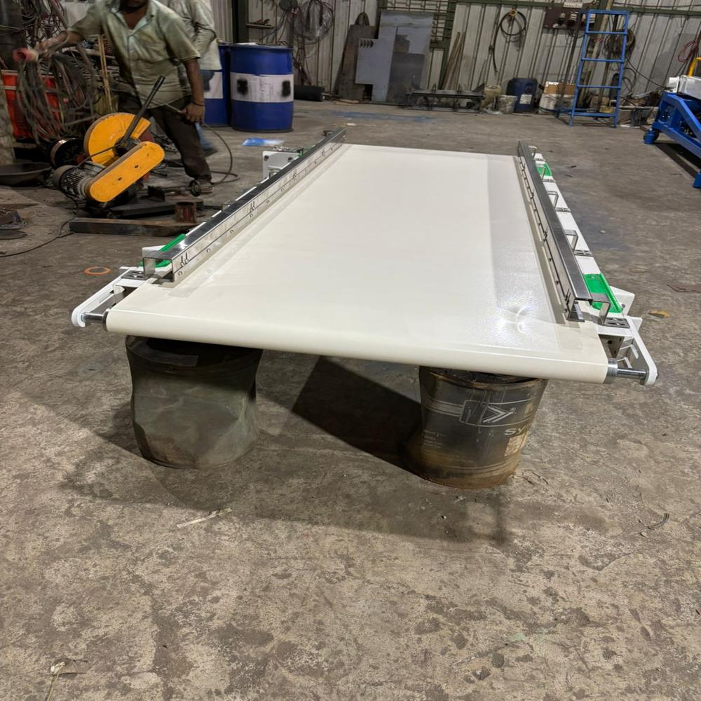 Feeding Conveyor