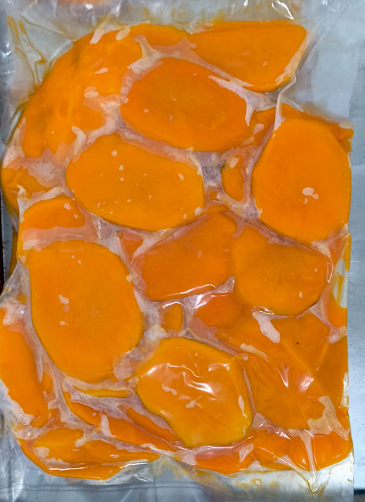 Frozen alphonso mango Slice