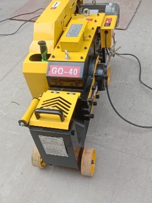 Gq40C Cutting Machine - Color: Yellow