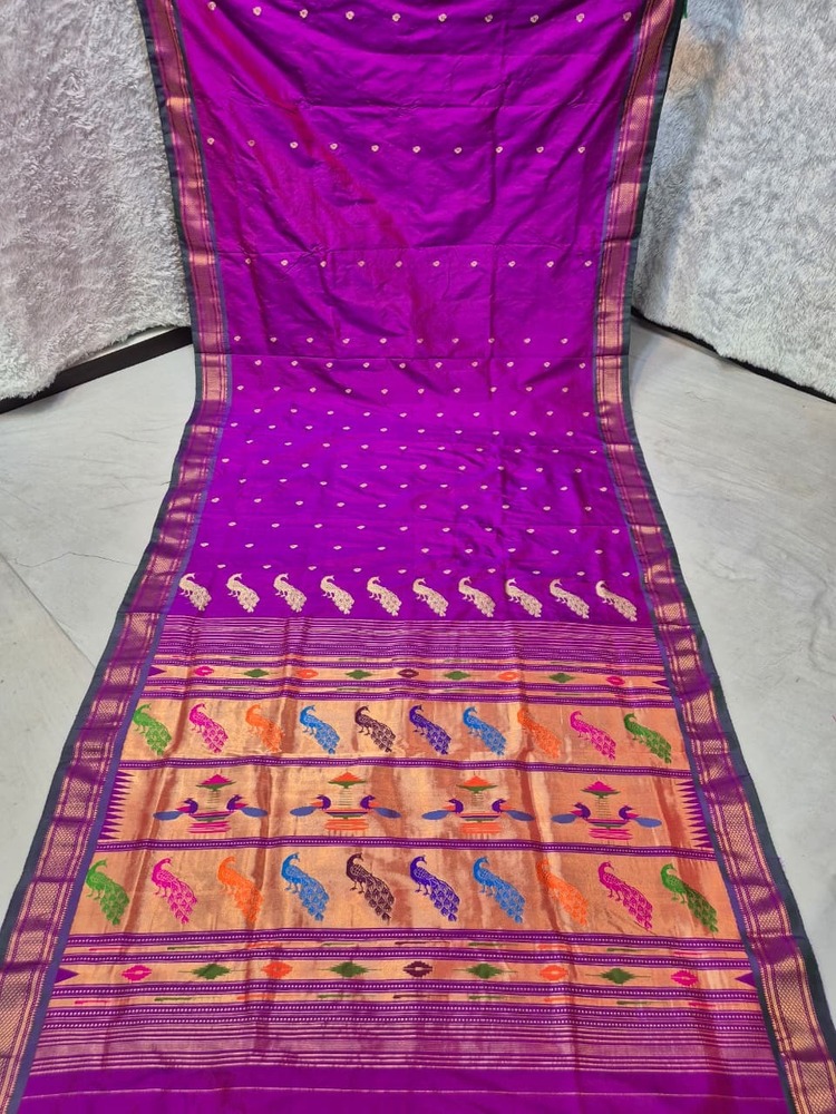 Pure Silk Yeola Handloom Tissue Pallu Paithani Saree