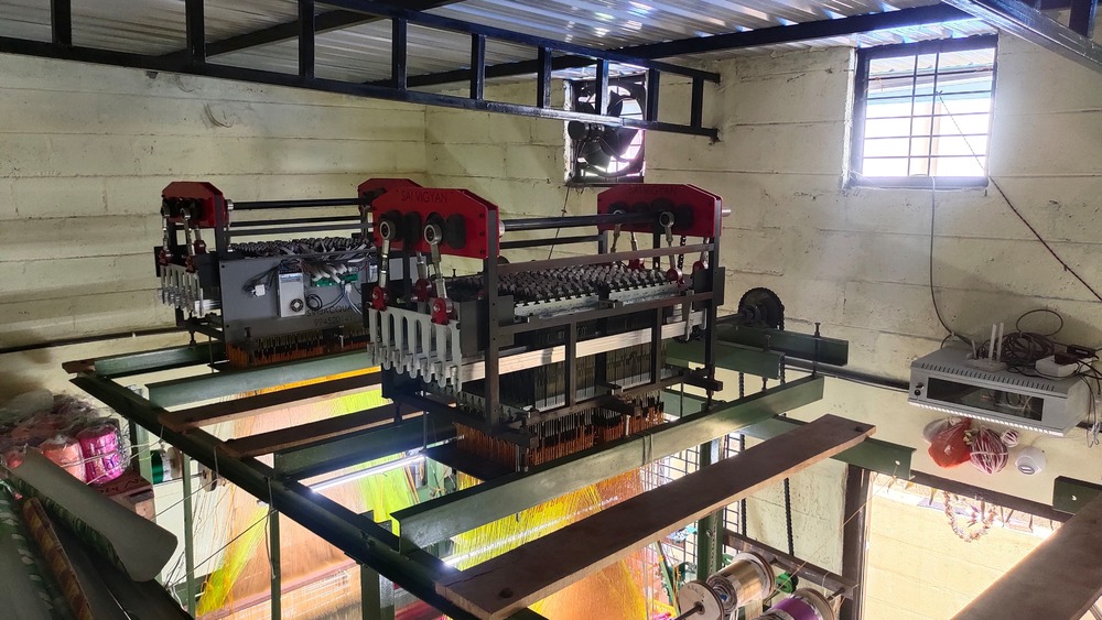 1536H Machine On The Loom