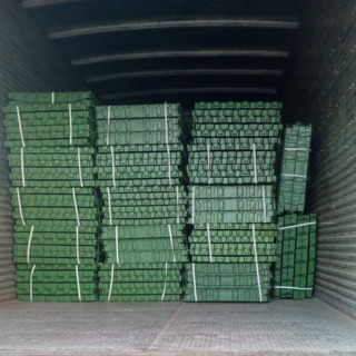 2X2 Green Plastic Selted Flooring