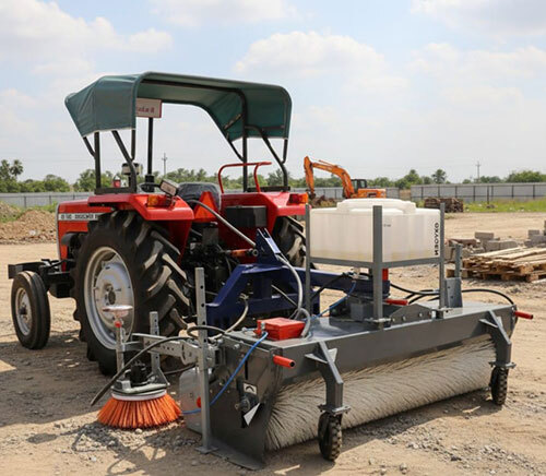 Hydraulic Broomer Machine - Features: Durable