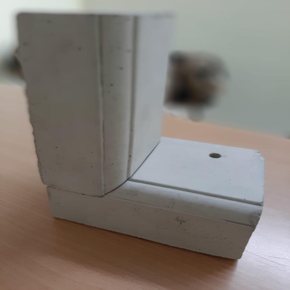 100x60mm Rebate Moulding Section