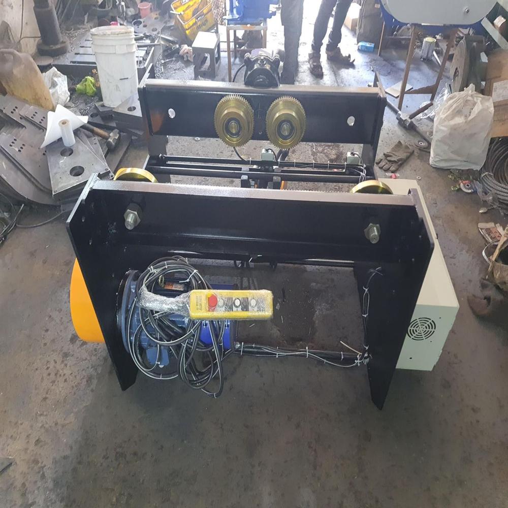 Wire Rope Hoist - Capacity: 0.5 - 60 Ton/day