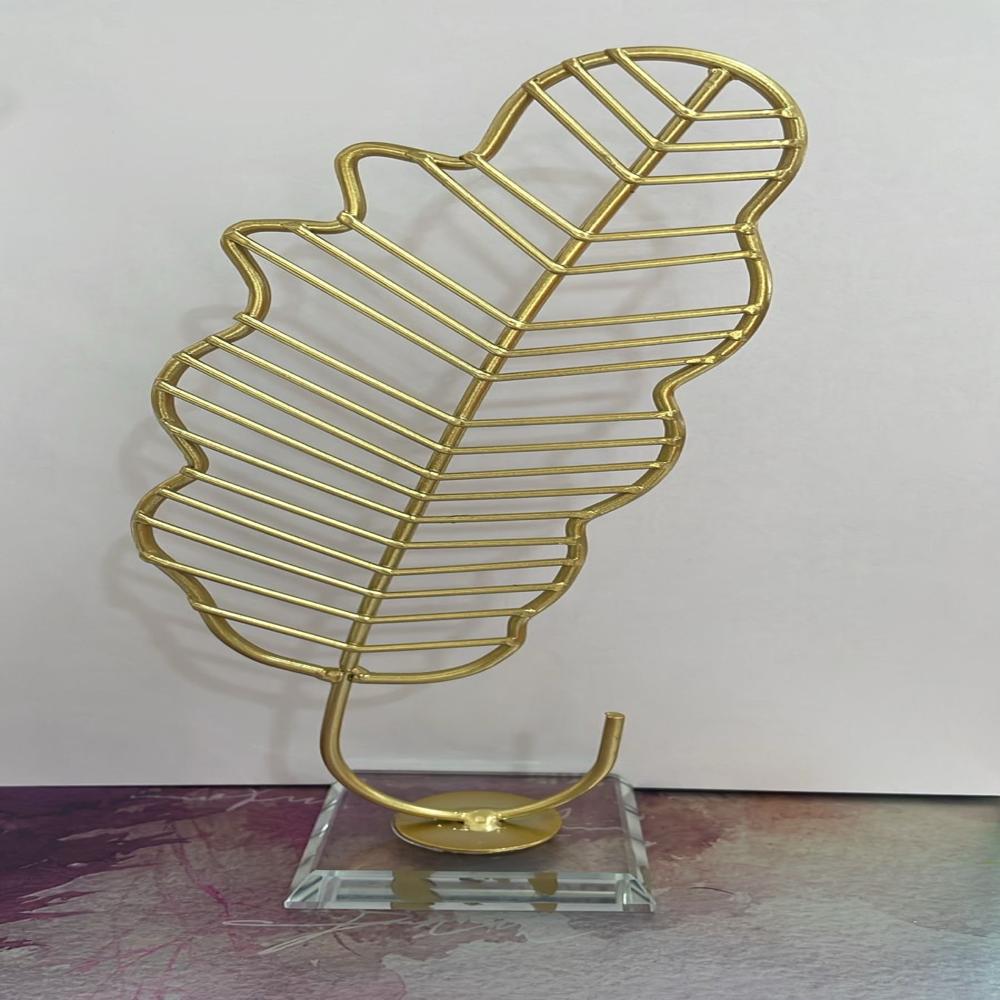 Metal Statue Figurine Bedroom Office Ornaments Cabinet Home Leaves Sculpture Feather