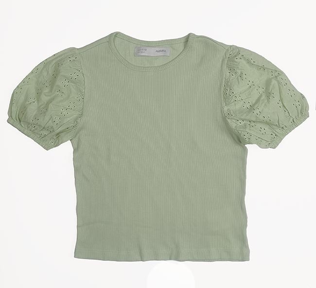 G22124 Girls Crochet Sleeve Top - Age Group: 8 Years To 16 Years