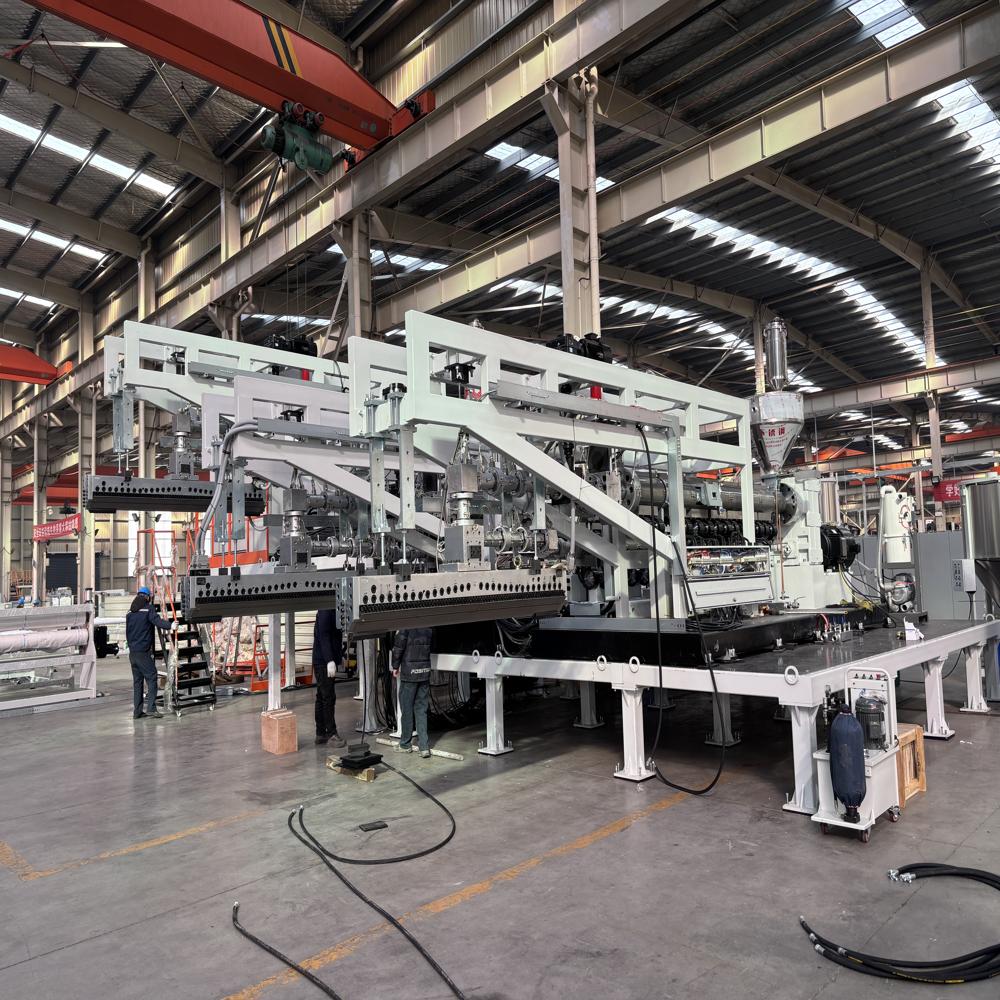 PP honeycomb board extrusion line