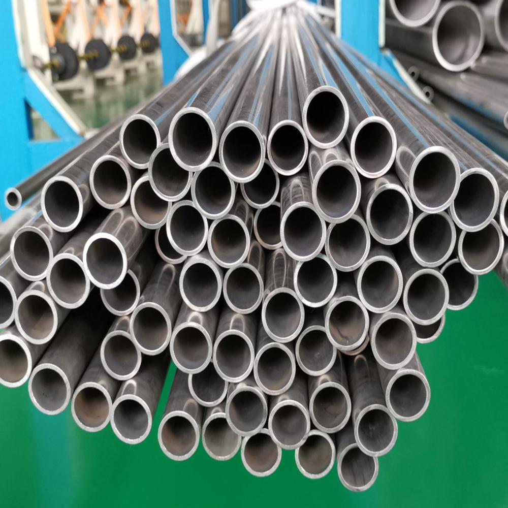 Ss Seamless Pipes - Color: Silver
