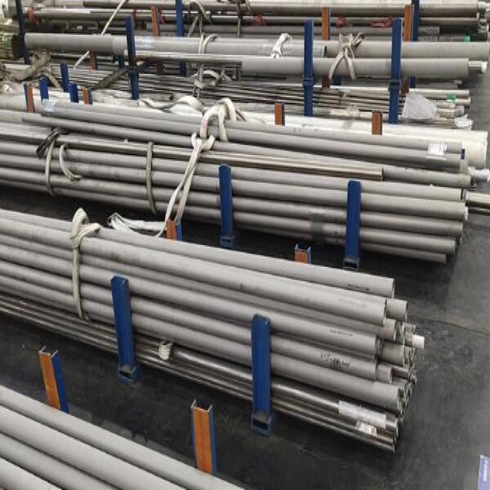 Ss Seamless Pipes - Color: Silver