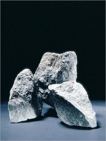 ओलिवाइन चट्टान