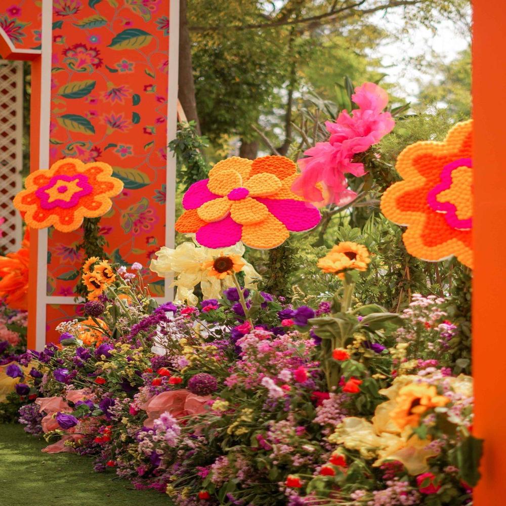 Haldi Flower Stand