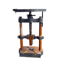 Hand Press Paper Plate Machine - Color: Black