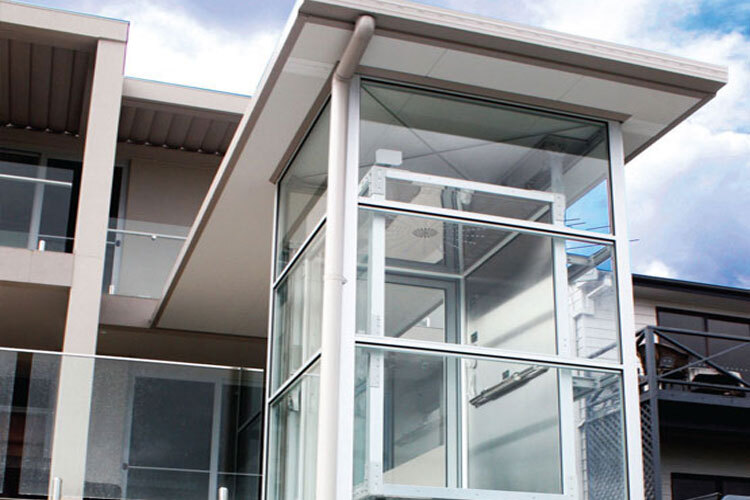 Hydraulic Elevator - Capacity: 225 Kg