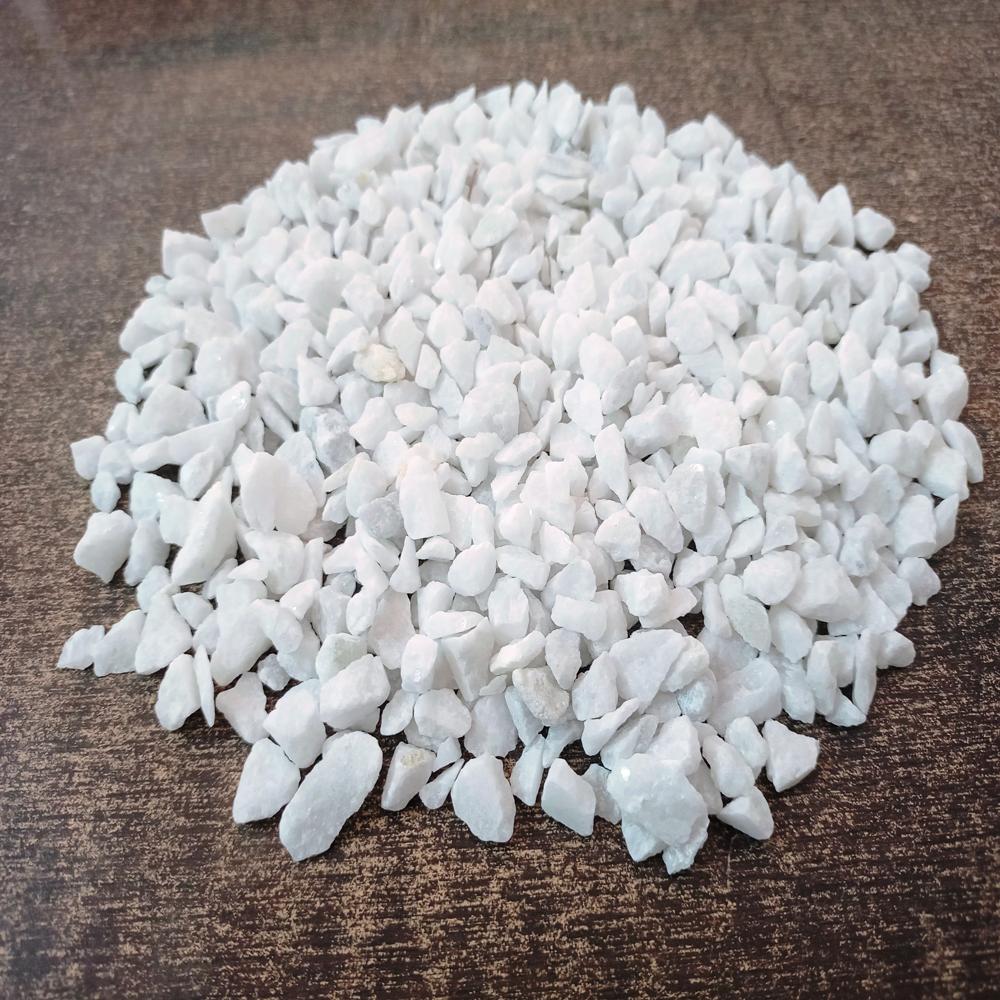 SUPER WHITE MARBLE CHIPS FOR OUT DOOR GARDEN DECORATION PEBBLES STONE ALTERNATIVE USED