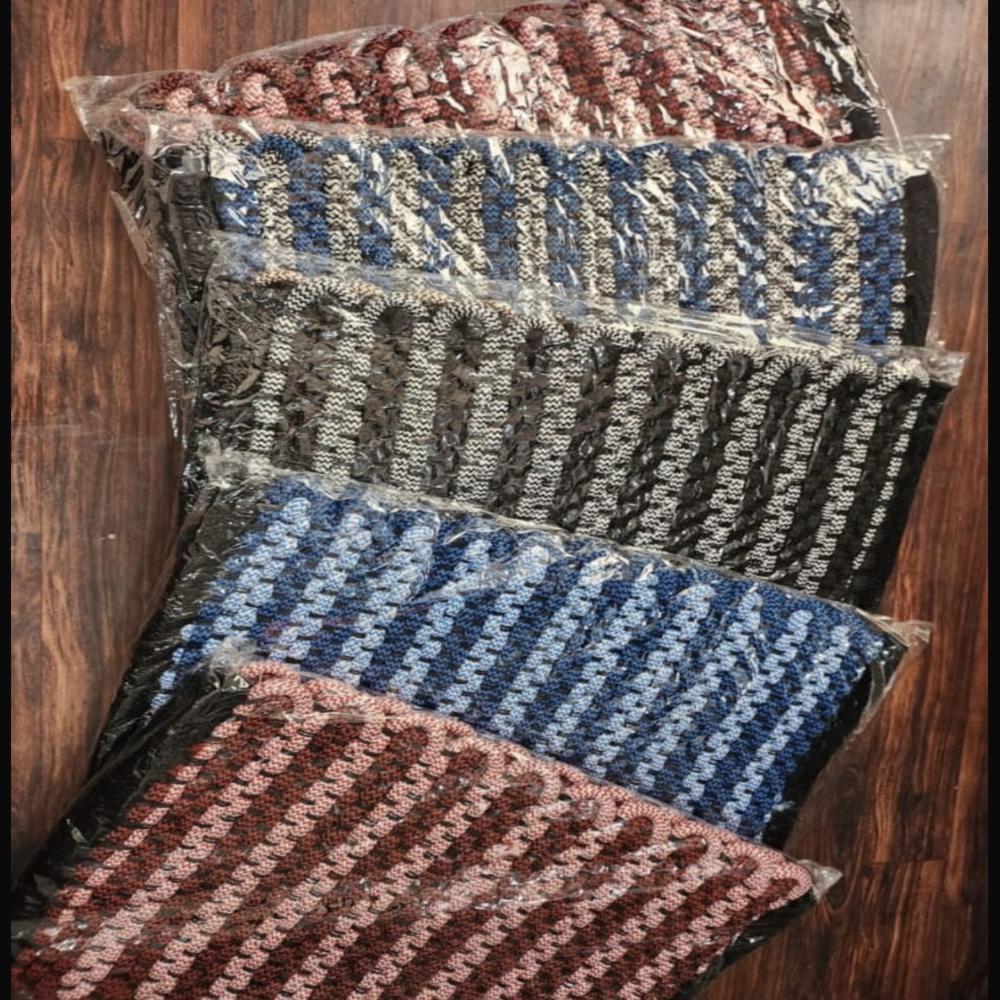 Plain Adda - Back Material: Woven Back