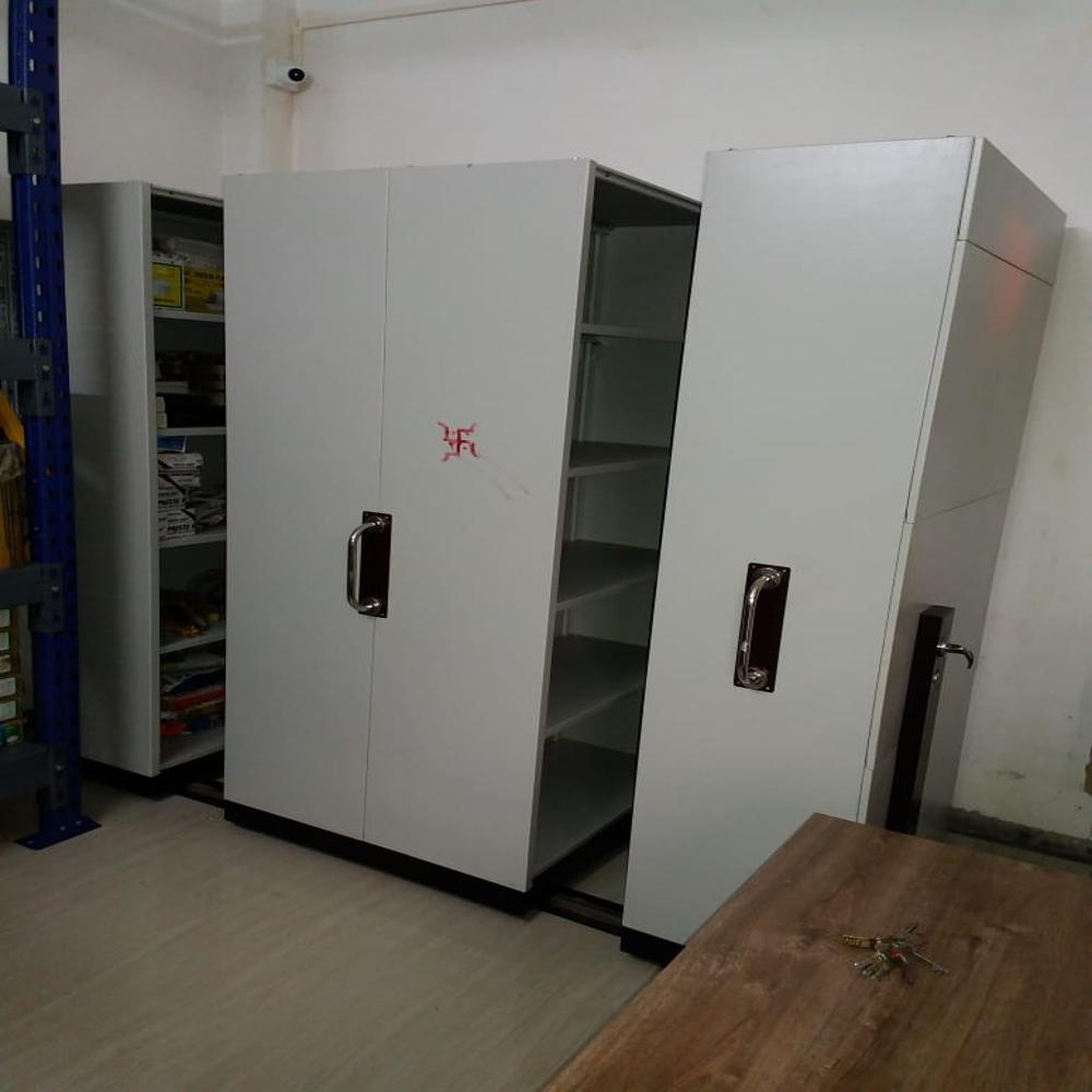 Mobile Compactor Storage System - Mild Steel, 6 Feet Width, Grey Color | Industrial Application, Commercial Compactor Usage