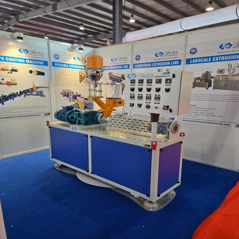 Lab extruder machine