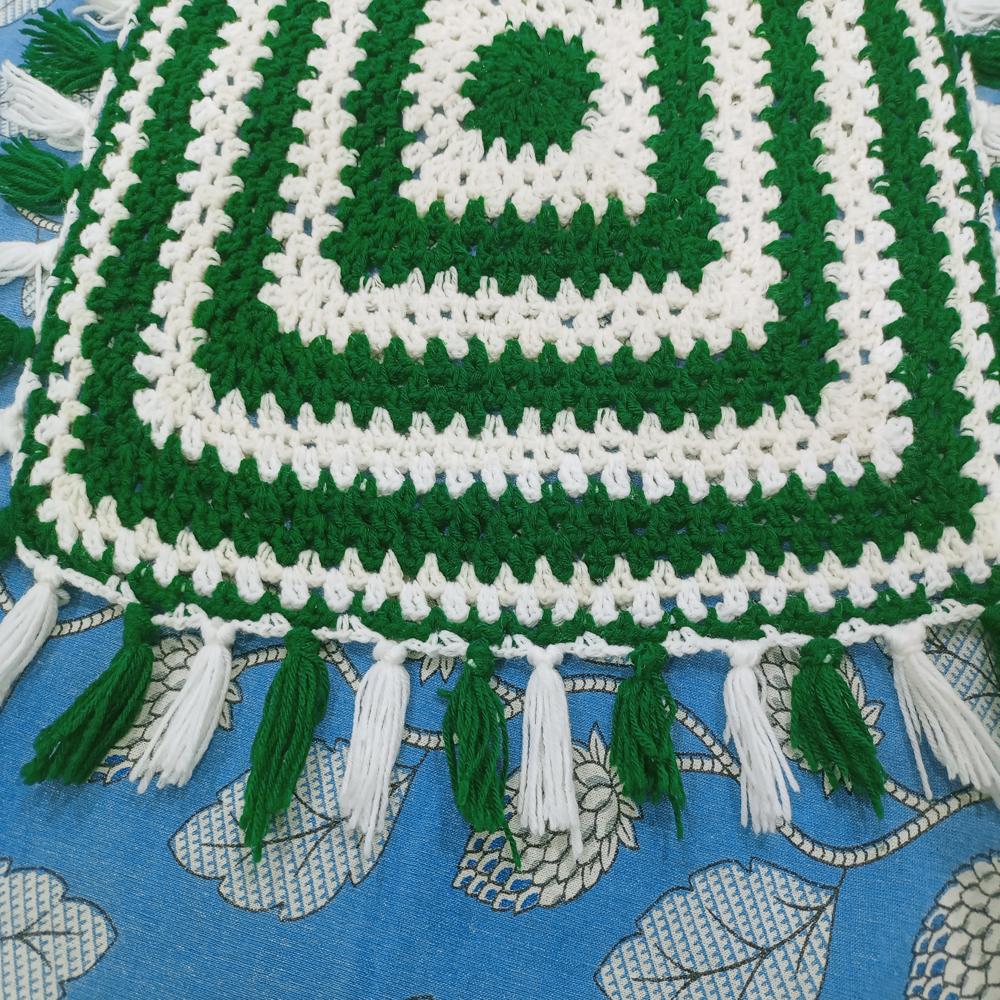 GREEN AND WHITE HAND MADE CROCHET THAL POSH / POOJA THALI COVER / SHOWPIECES