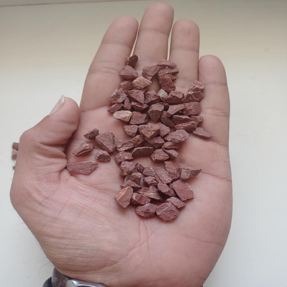 RED AGATE STONE CHIPS FOR FLOORING AND LANDSCAPING APPLICATION INTERIOR AND EXTERIOR USED