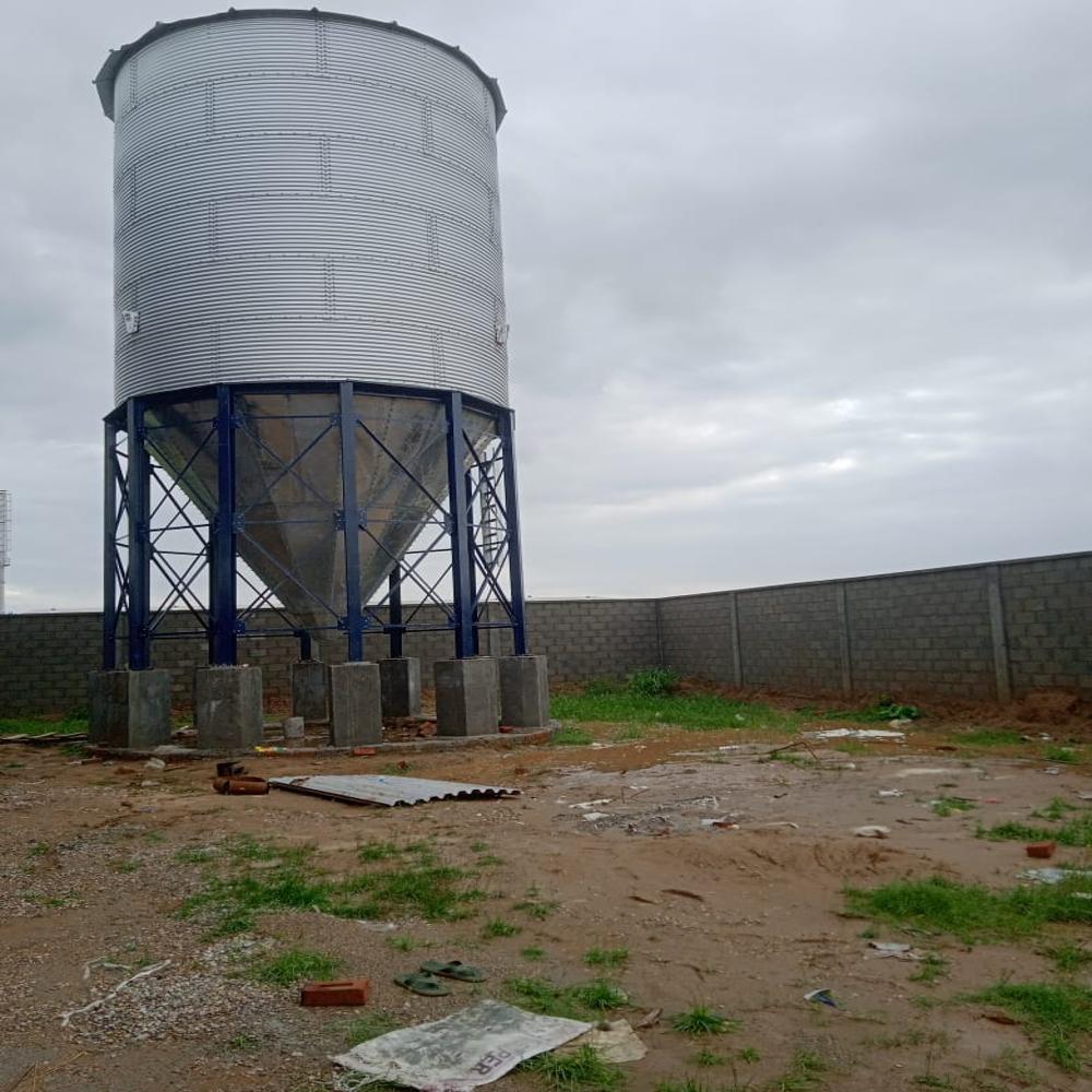 HOPPER BOTTOM SILO