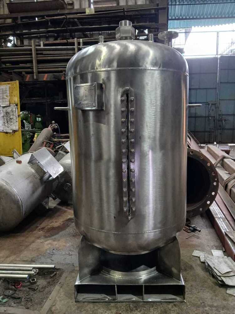 Ss Vessel With Pad Type Galss