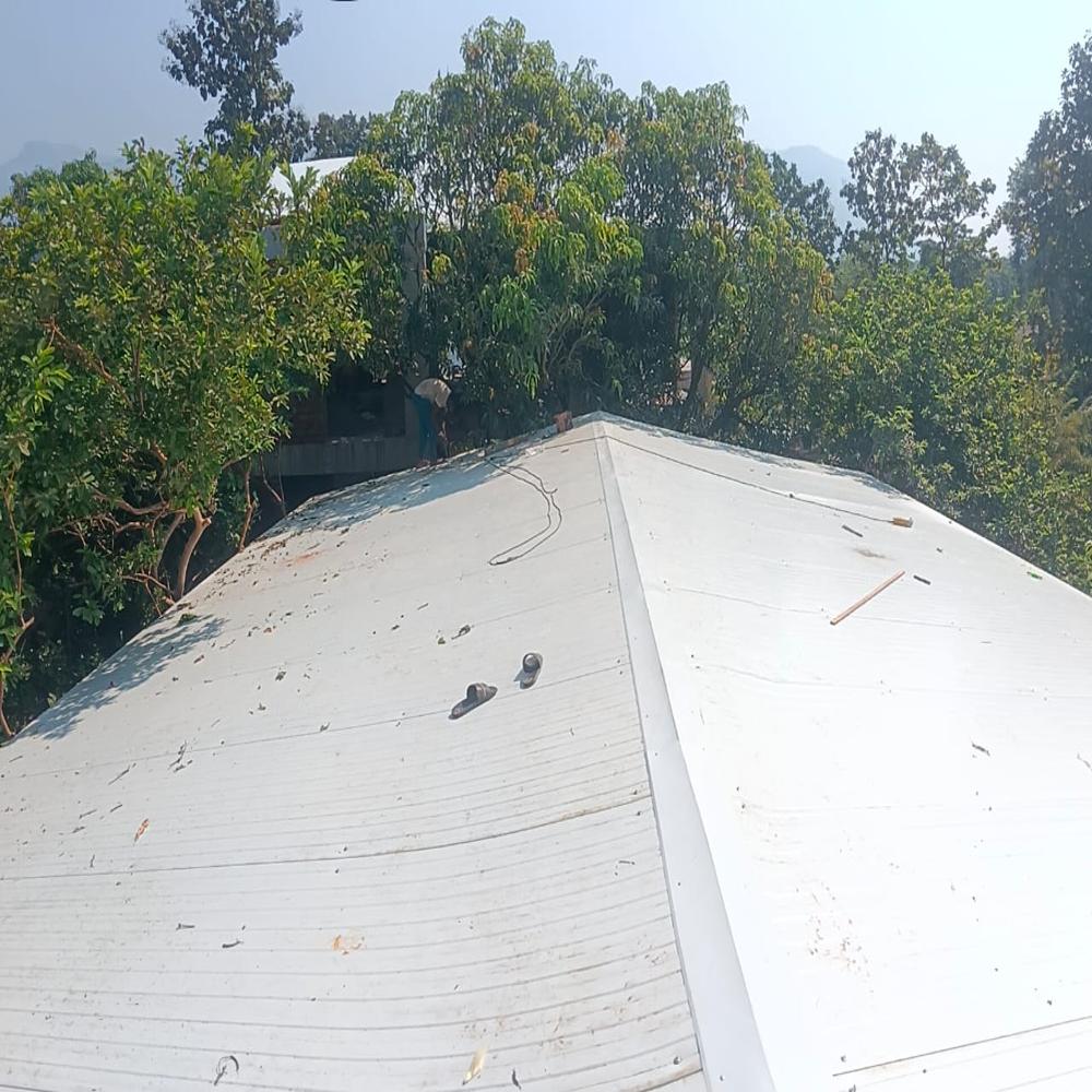Puf Roofing Sheets - Color: Red