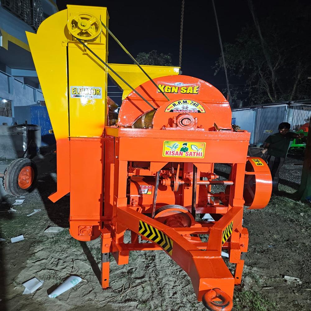 Maize Thresher With Elevator - Automation Grade: By Tractor