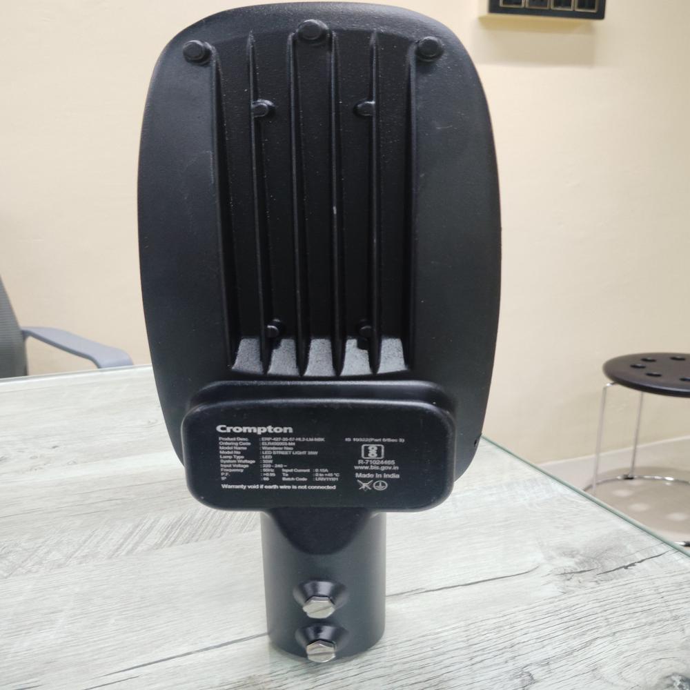 Crompton 35W Street Light Wanderer Neo ERP-427-35-57-HL2-LM-NBK