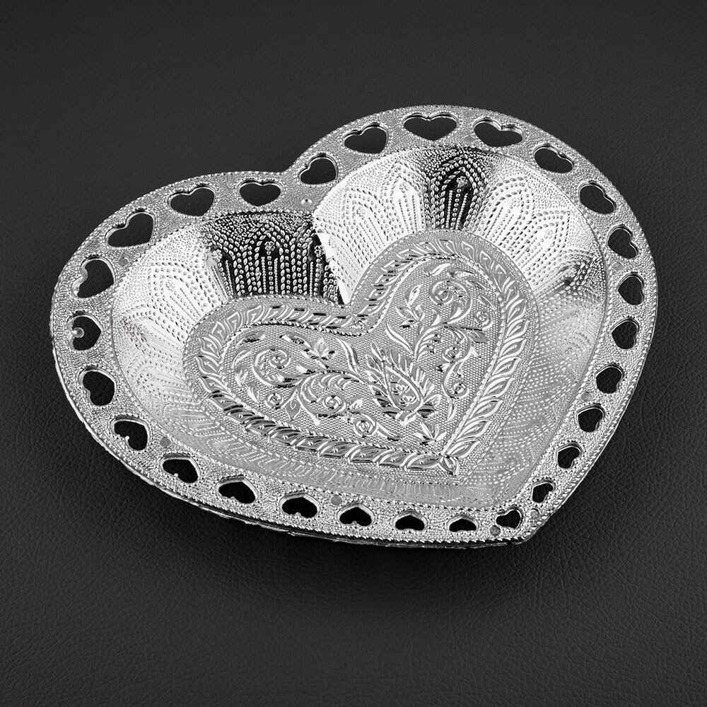 Heart Shape Anitque Design Silver Plastic Tray