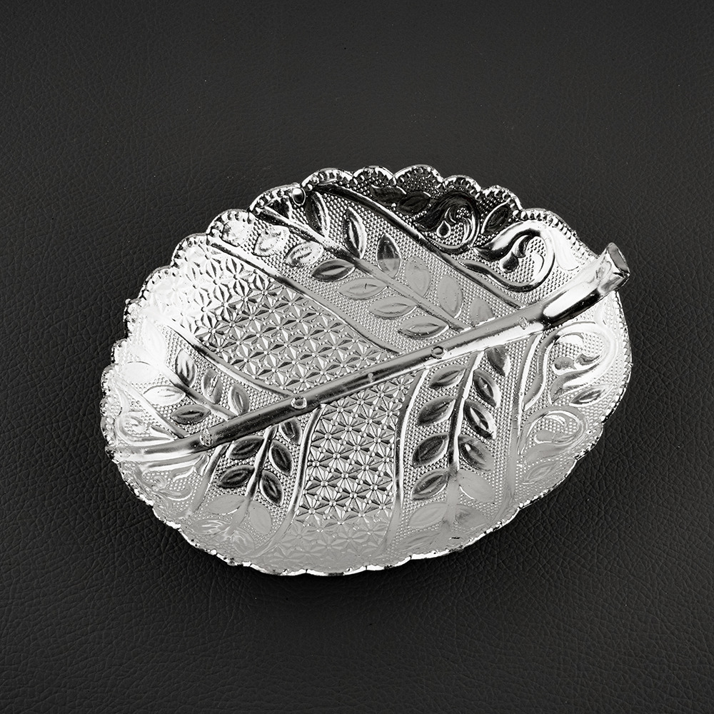 Leaf Shape Silver Plastic Tray