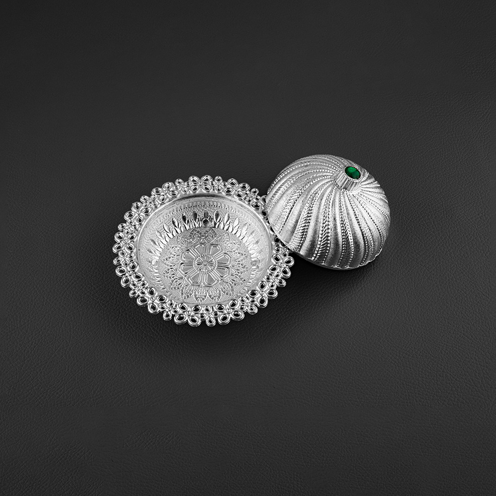 Silver Design Dryfruit Box - Shape: Round