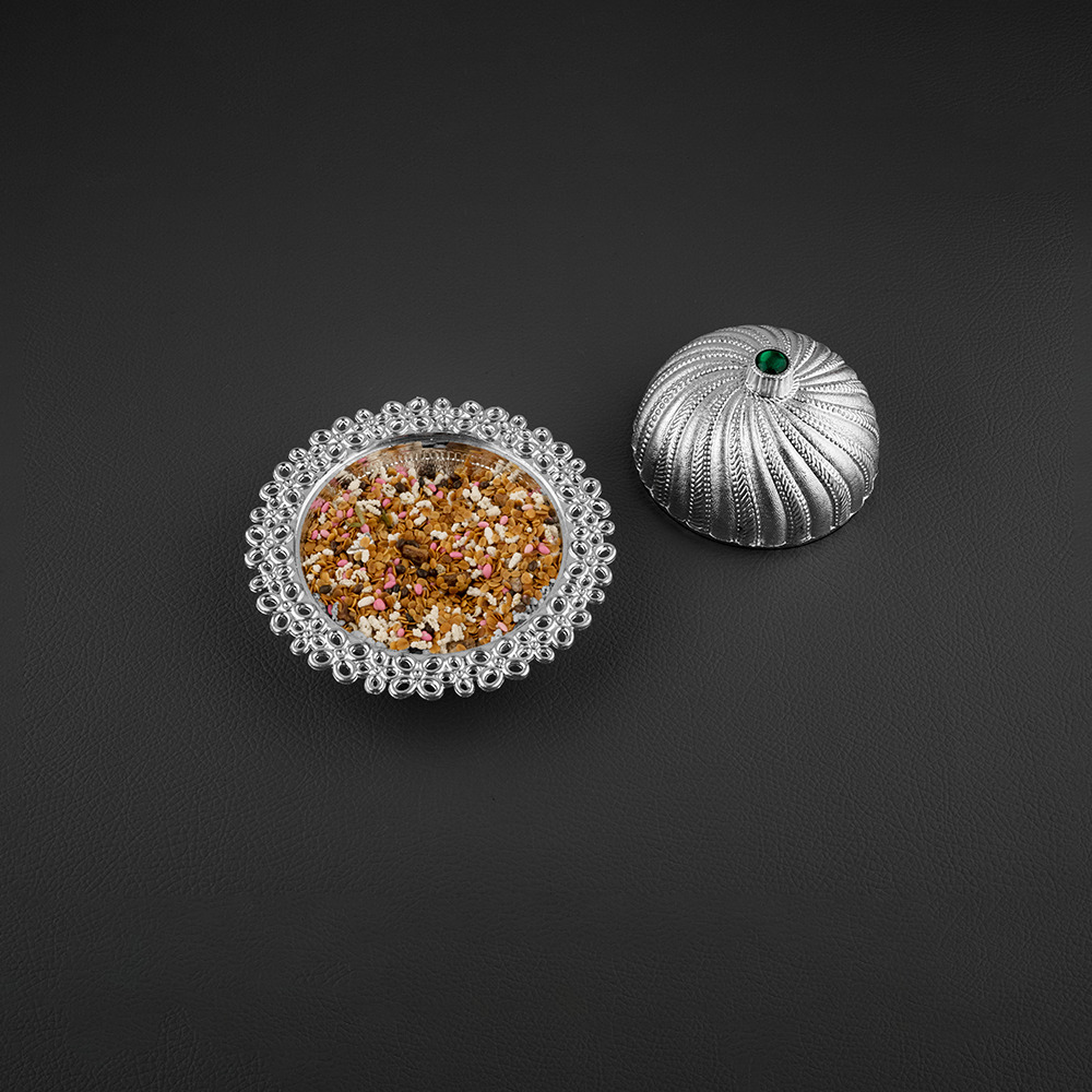 Silver Design Dryfruit Box - Shape: Round