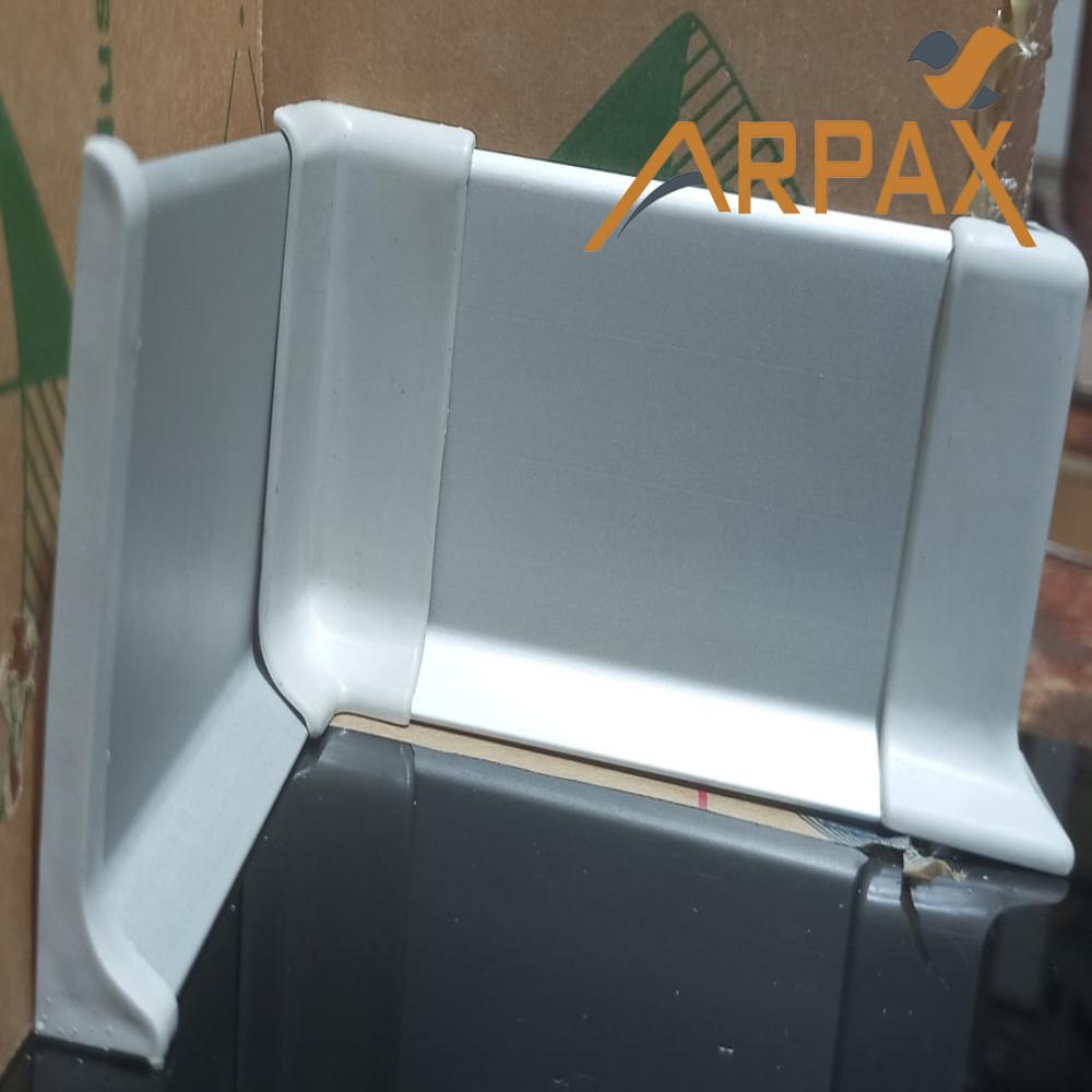 STSK-80 Stick On Aluminum Toe Skirting