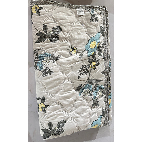 Good Quality Comforter - Material: 100% Cotton