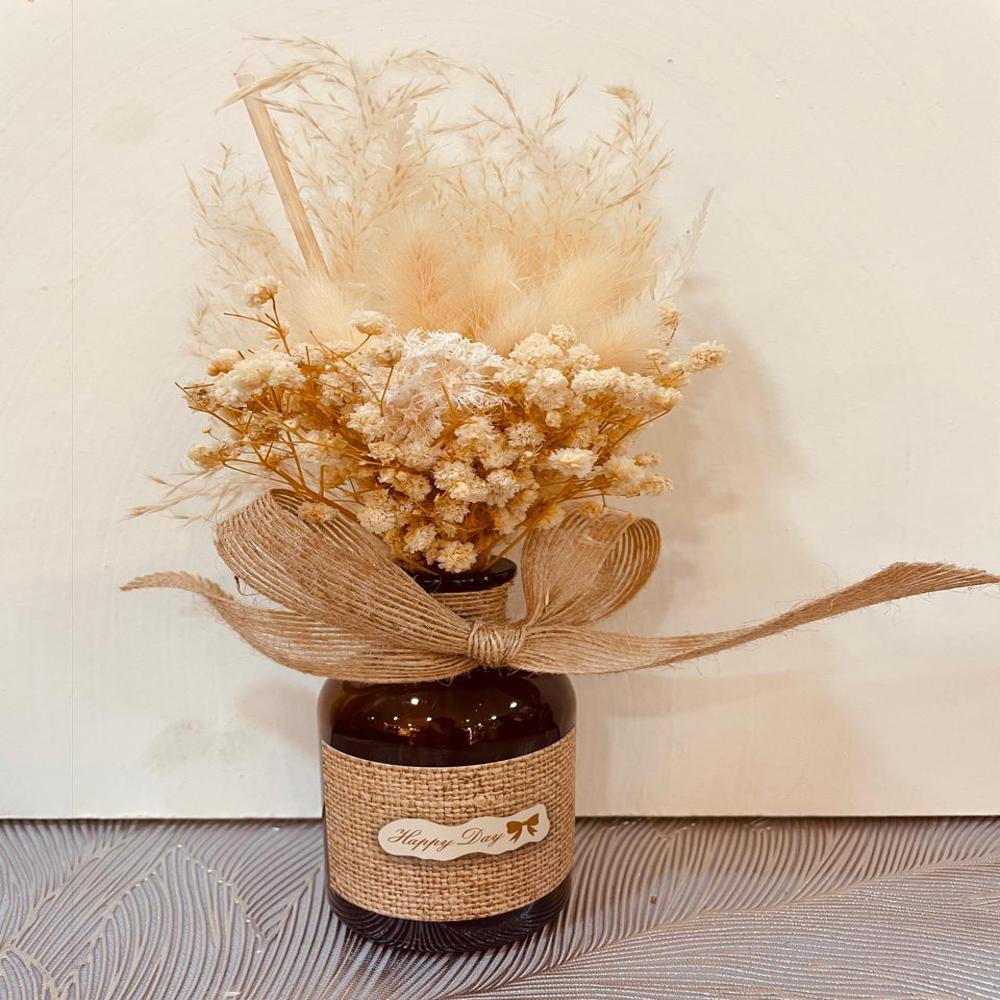 Premium Preserved Flower & Pampas Grass Decorative Vase