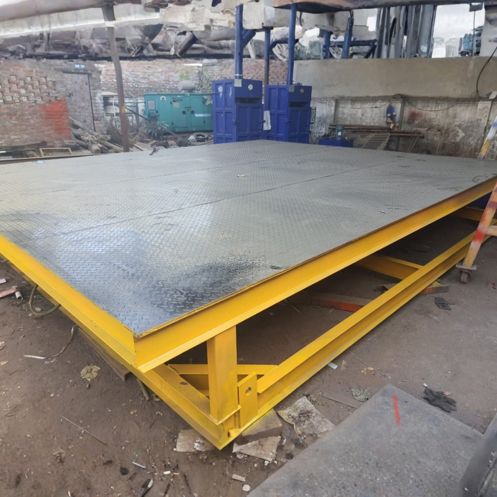 SCISSOR LIFT FOR CARS