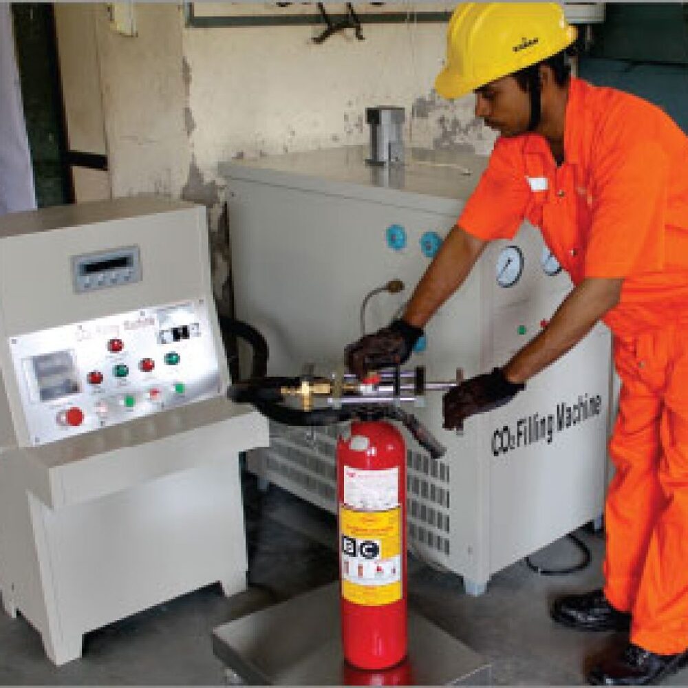 Fire Extinguisher Refilling Service In Indore - Material: Metal